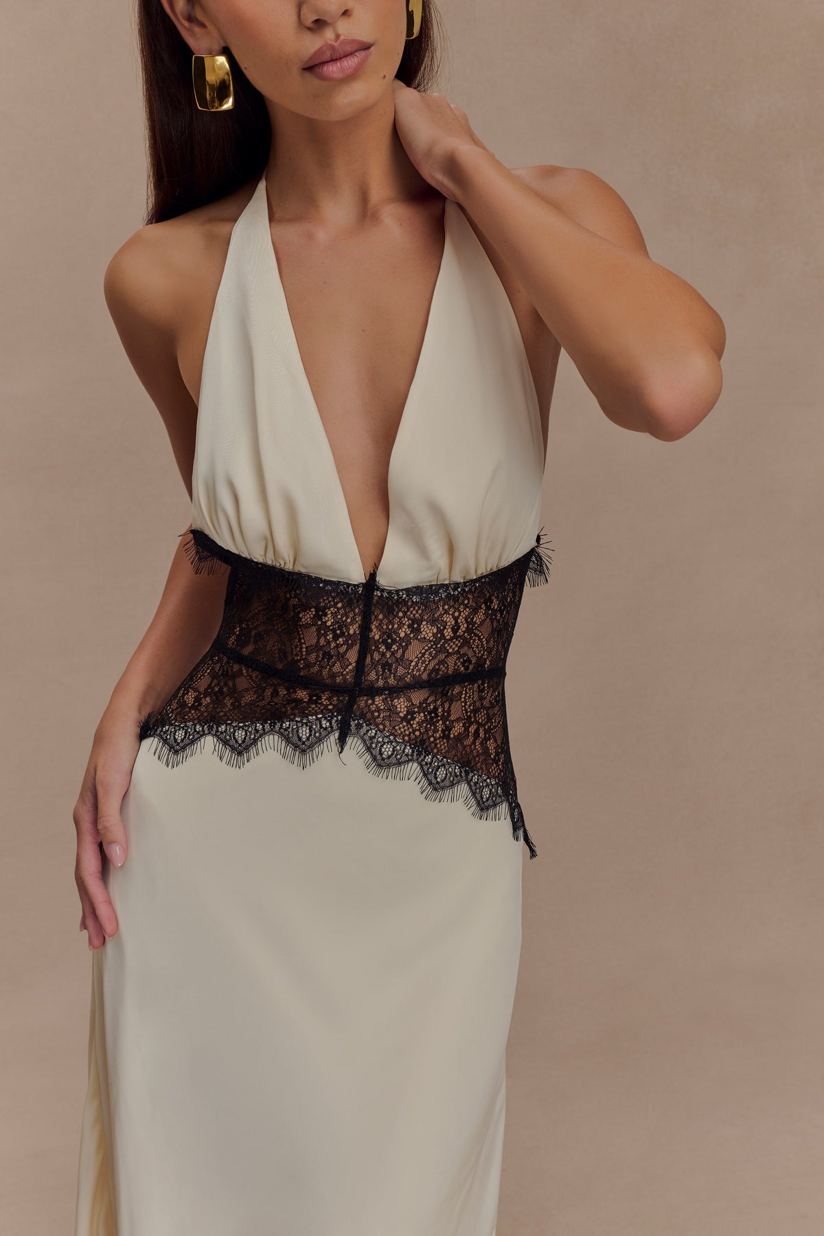 Lyselle Lace Maxi Dress