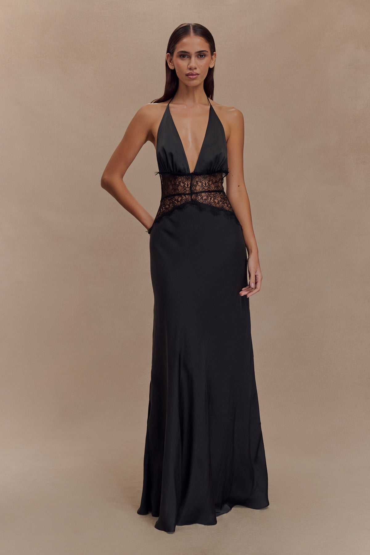 Lyselle Lace Maxi Dress