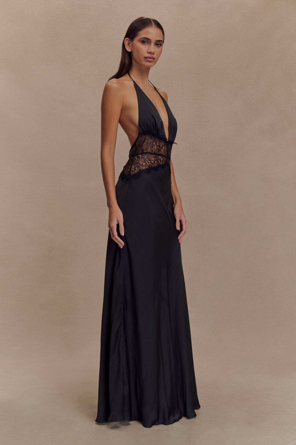 Lyselle Lace Maxi Dress